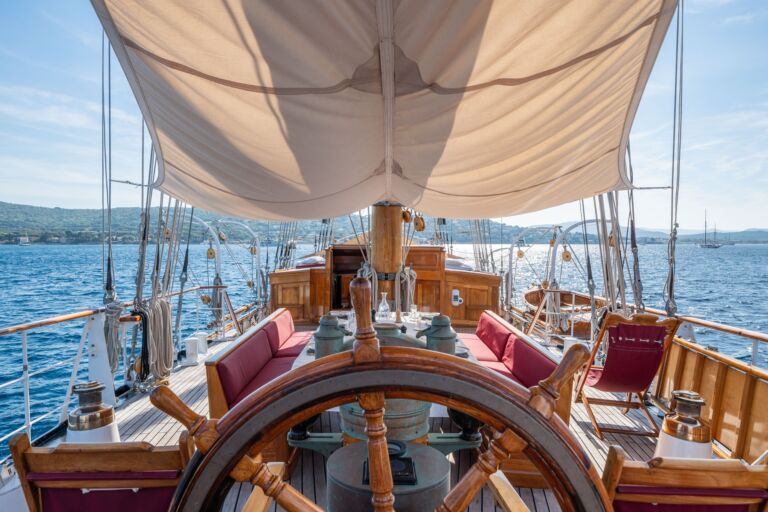 sailing yacht trinakria charter ()