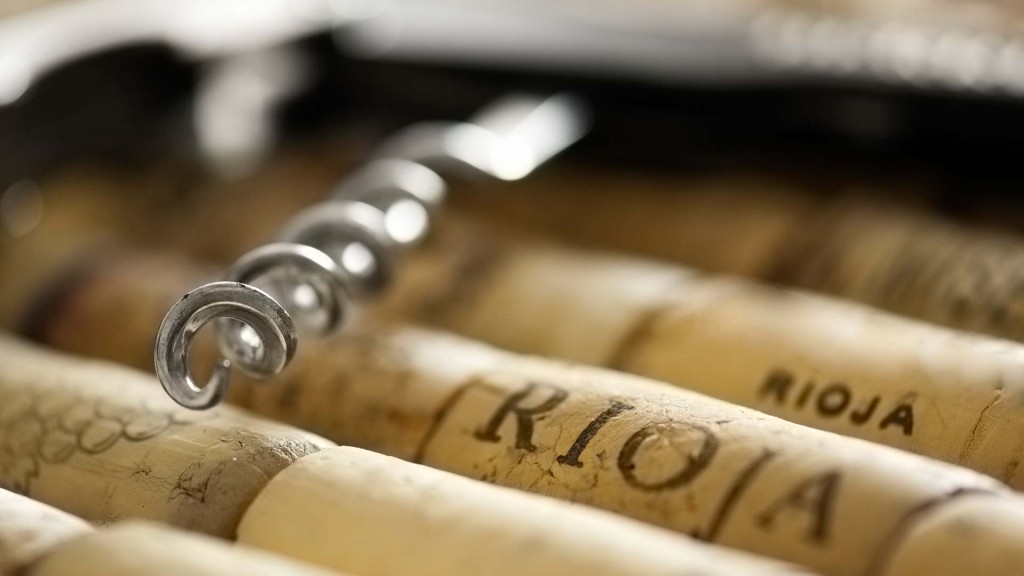 luxury-yacht-charter-spain-wine-corks Wine on luxury yacht charter Spain