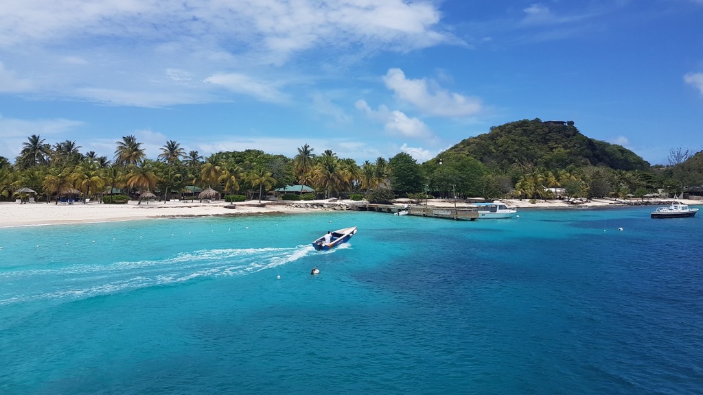 luxury yacht charters St Vincent and Grenadines