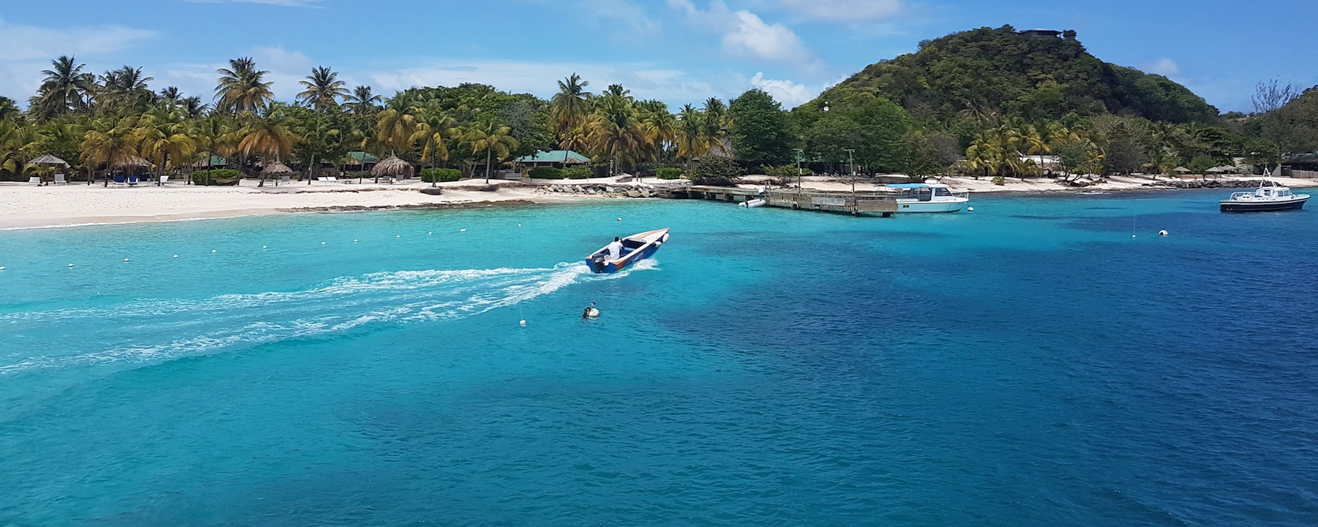 yacht-charter-st-vincent-grenadines-hero | YACHTZOO