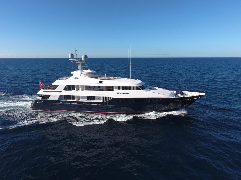 M/Y PICNIC yacht for charter