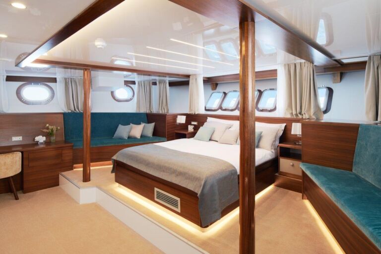 Corsario Sailing Yacht for Charter ()