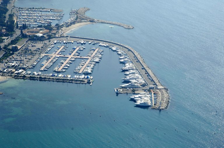 yacht-berths-for-sale-port-gallice-yachtzoo