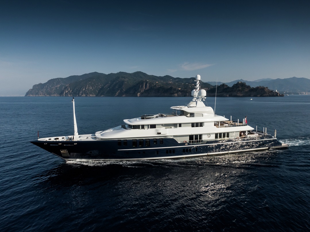 triple seven yacht for sale