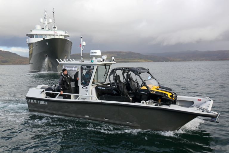 Explorer Expedition yacht for sale YERSIN large