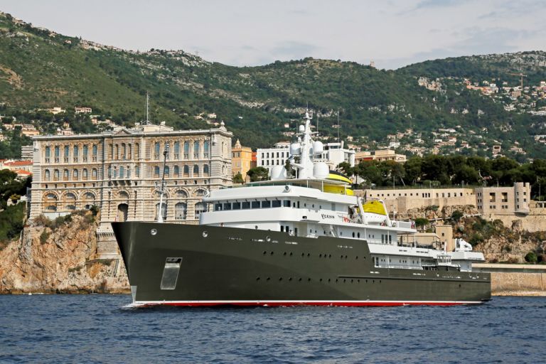 Explorer Expedition yacht for sale YERSIN large