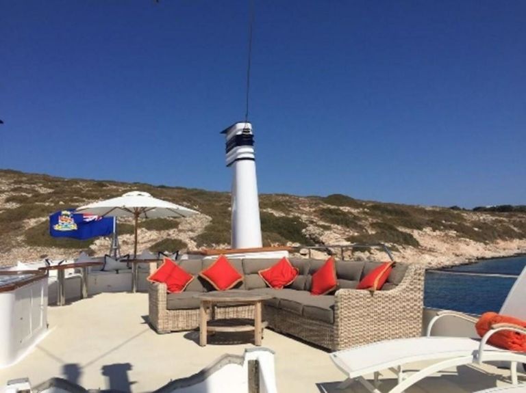 Sundeck of LADY ANDREA yacht for sale with YACHTZOO