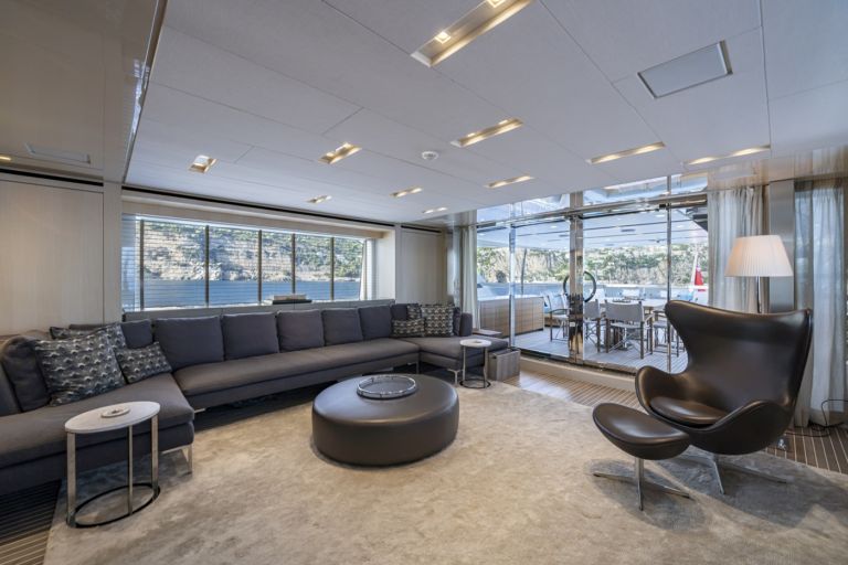 Livingroom area Sosa Sanlorenzo yacht for sale Yachtzoo