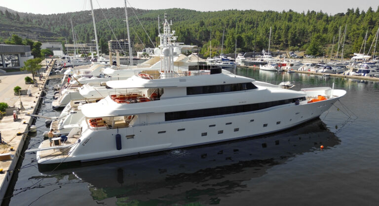 Mr Mouse Superyacht for sale ()