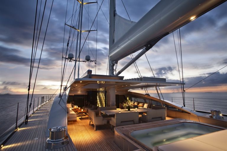 Vertigo Alloy Yachts Exterior deck space