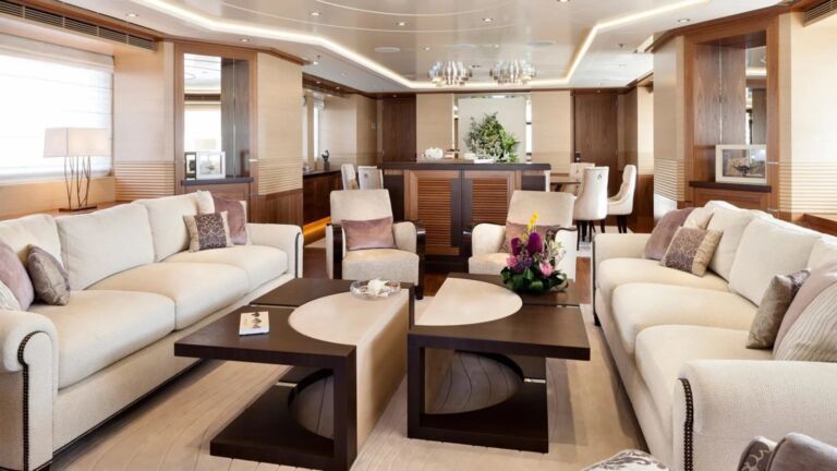 ELENA m Heesen Yacht for sale ()