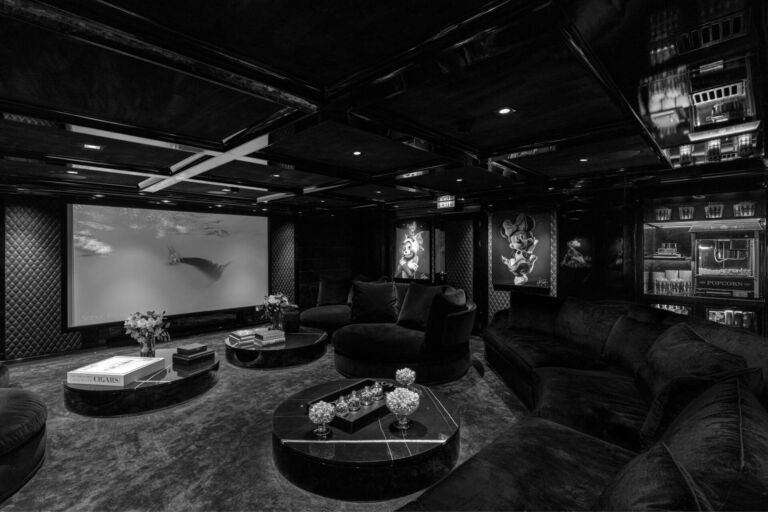 Emir Superyacht for charter ()