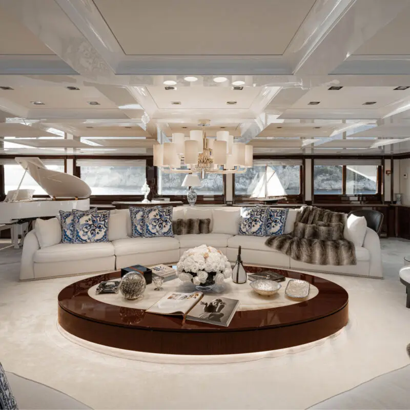 Emir Superyacht for charter ()