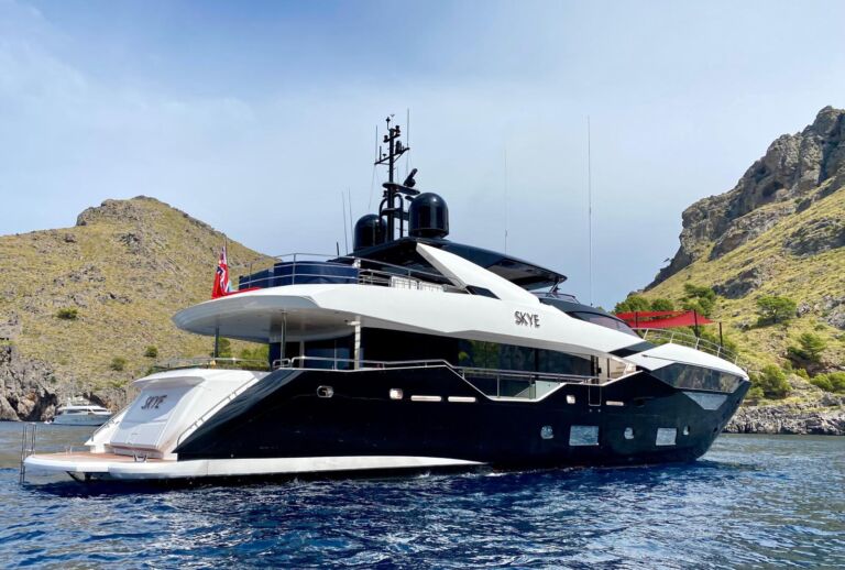 Skye Yacht For Sale ()