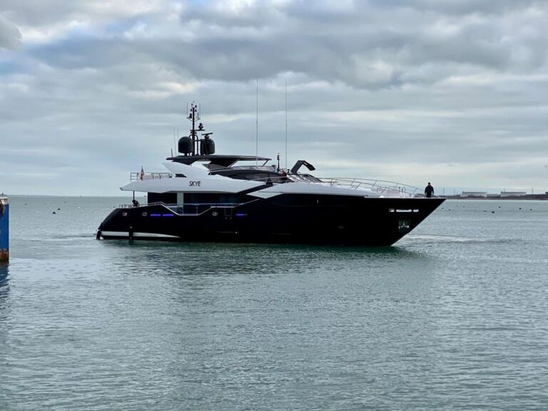 Skye Yacht For Sale ()