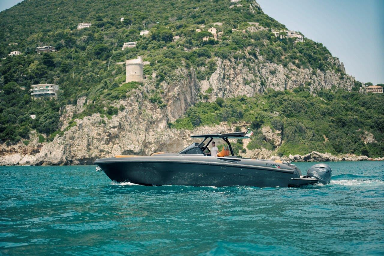 Domina Yacht for Sale ()