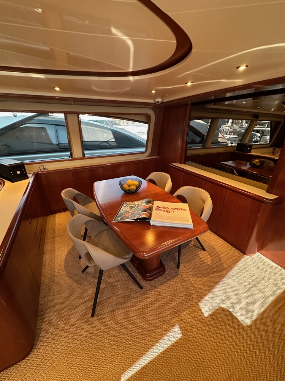 Falcon Yacht for Sale ()