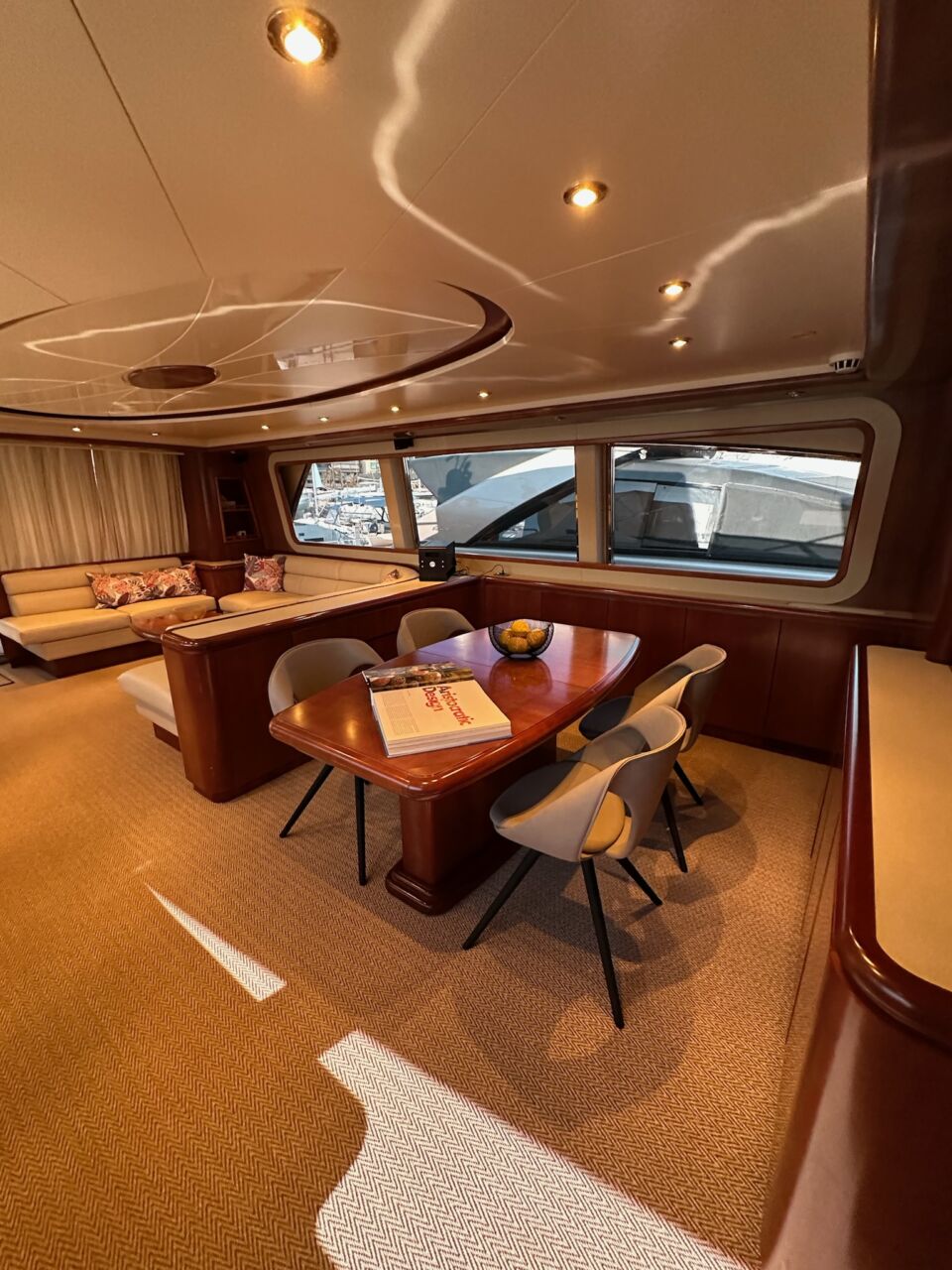 Falcon Yacht for Sale ()