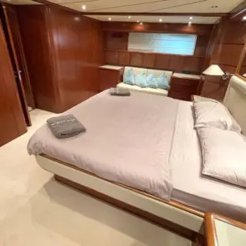 Falcon Yacht for Sale ()
