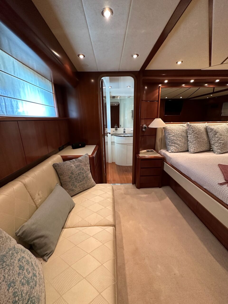 Falcon Yacht for Sale ()