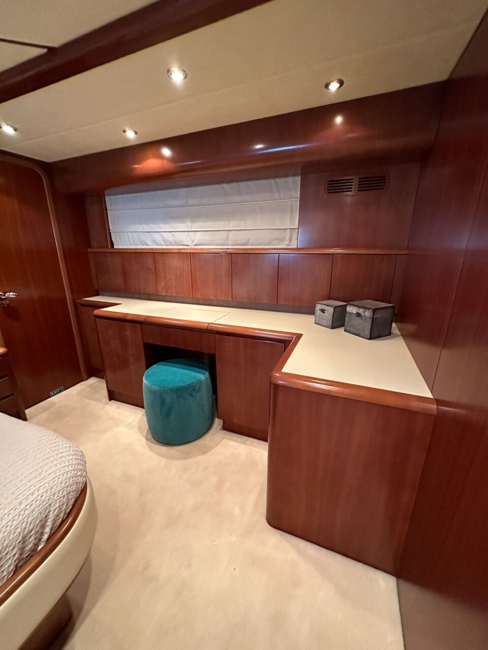 Falcon Yacht for Sale ()