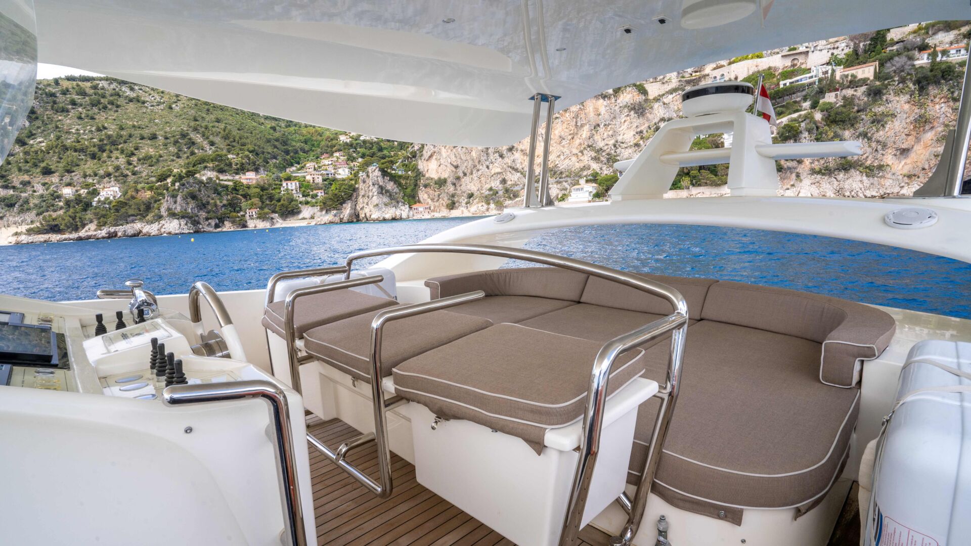 Elegance of Cannes Yacht for Sale ()