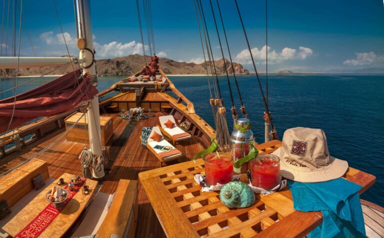 Si Datu Bua Yacht for Charter ()