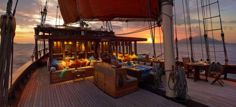 Si Datu Bua Yacht for Charter ()