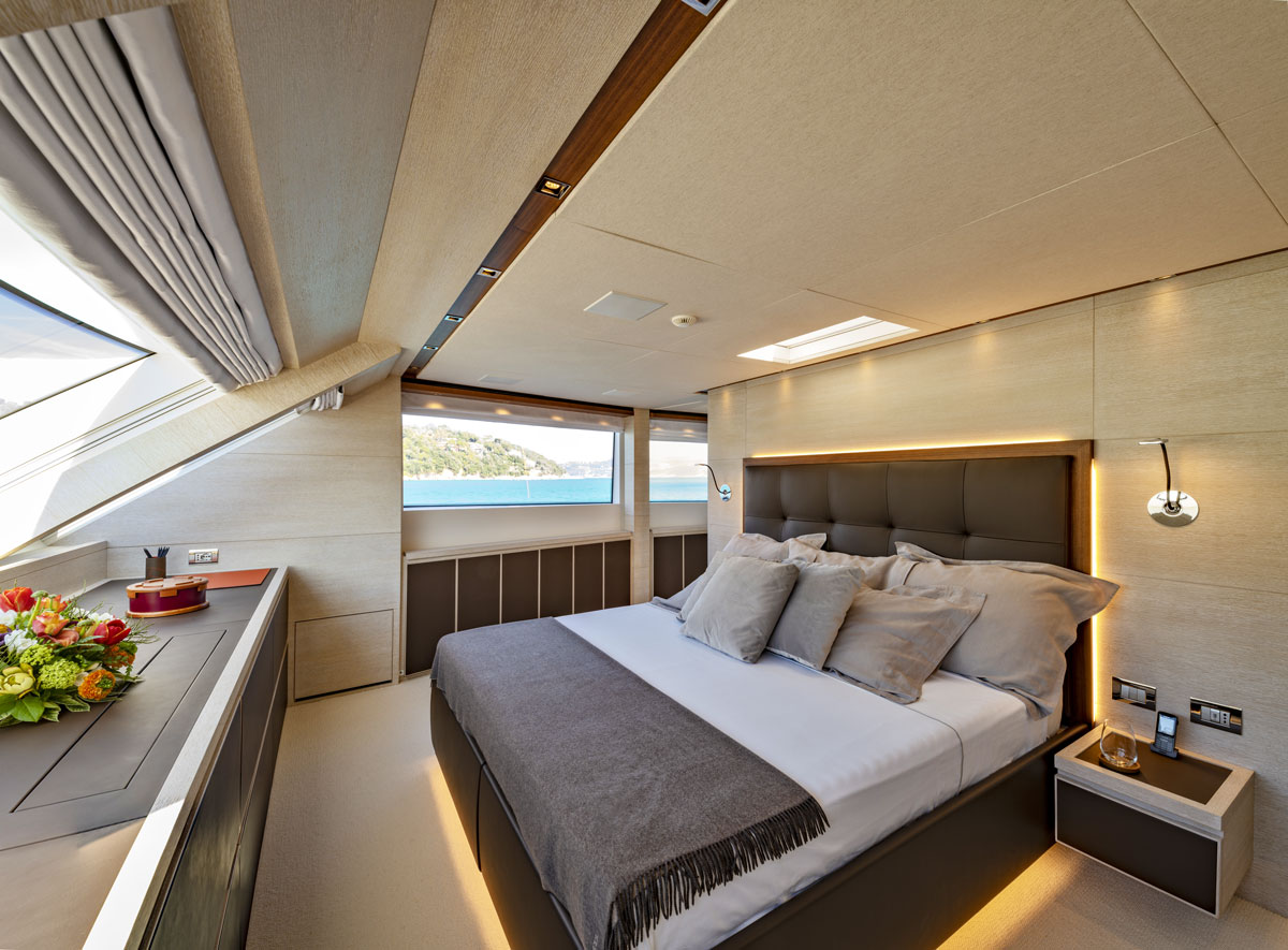 main deck cabin sanlorenzo yacht