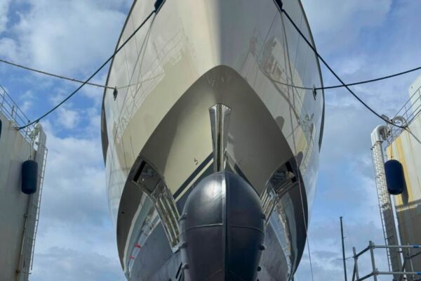 72m Admiral by Giorgio Armani