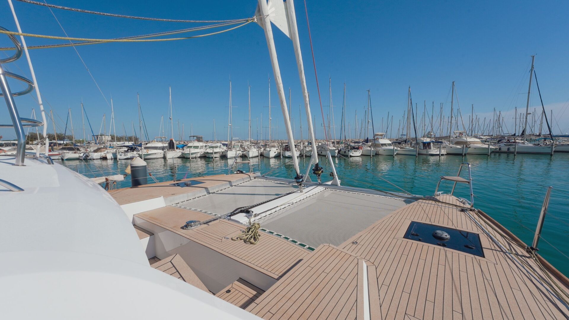 Catamaran-Explocat-52-ANDROMEDA-Garcia-Yachts-For-sale-Yachtzoo-14