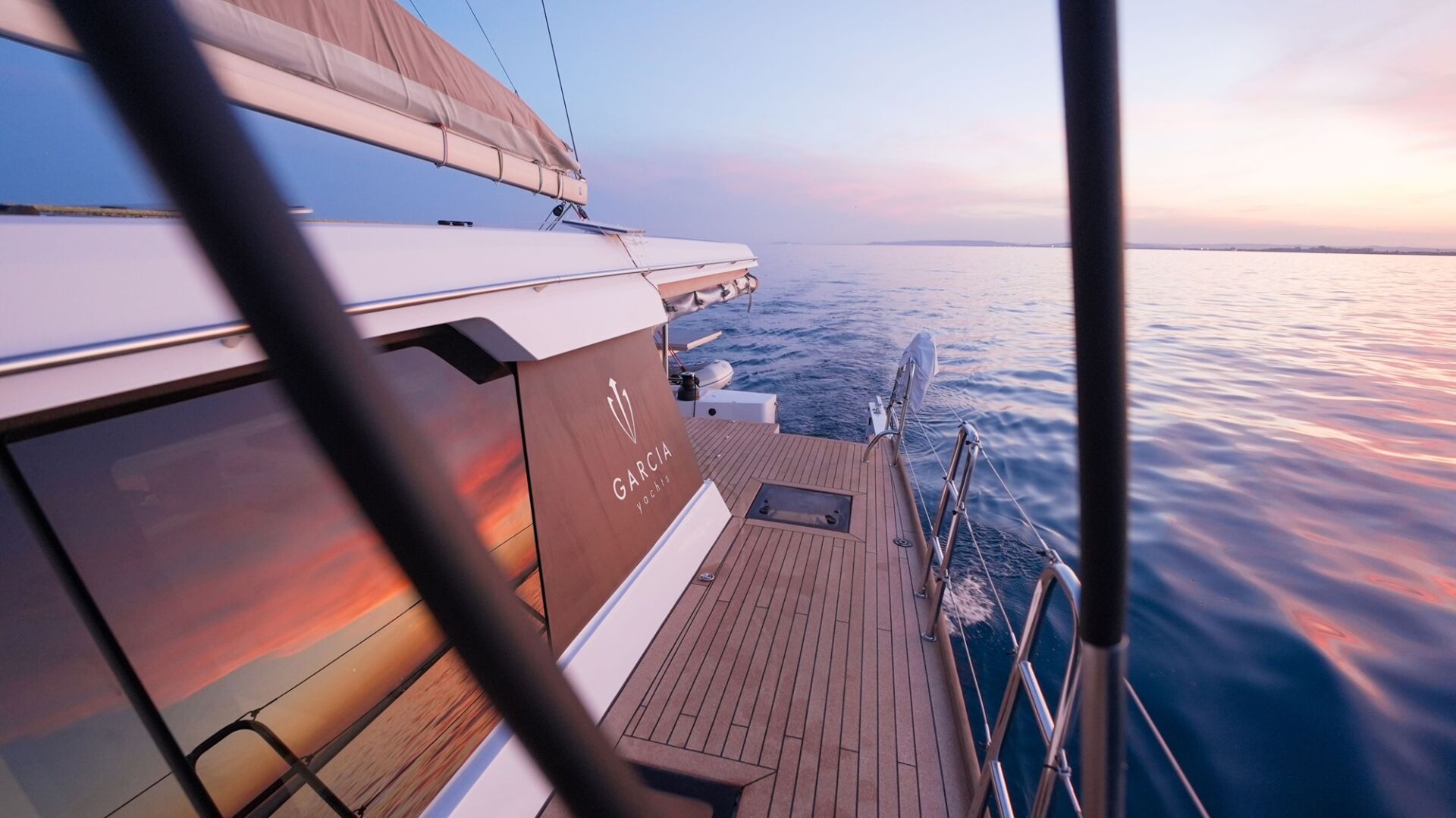 Catamaran-Explocat-52-ANDROMEDA-Garcia-Yachts-For-sale-Yachtzoo-40