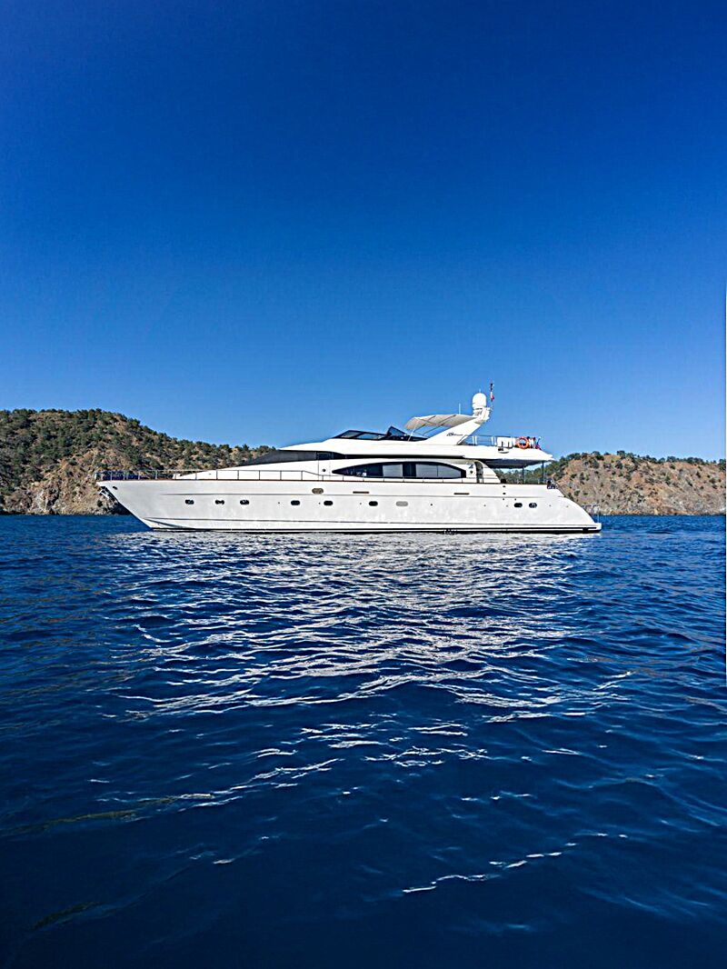 €100k Price reduction: Azimut 85 Ultimate now offered at €850,000