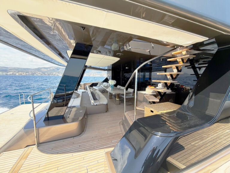 Catamaran for sale VOLTAIRE Sunreef Power ()