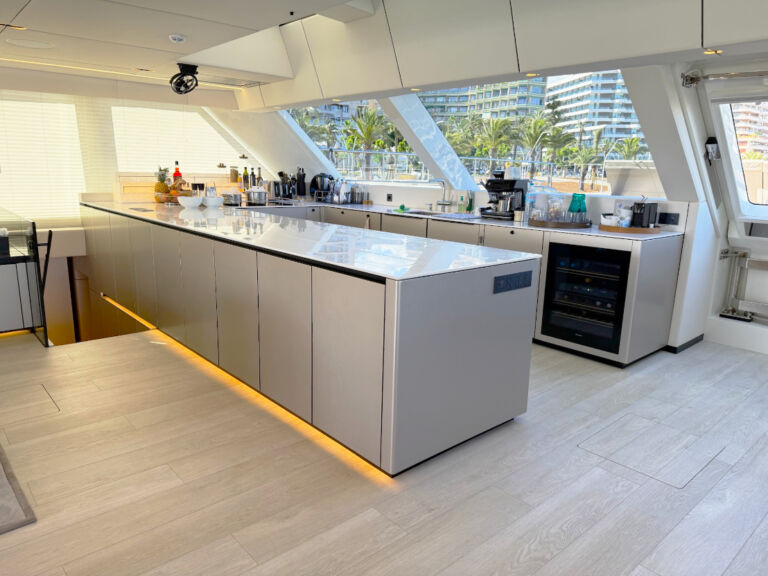 Catamaran for sale VOLTAIRE Sunreef Power ()