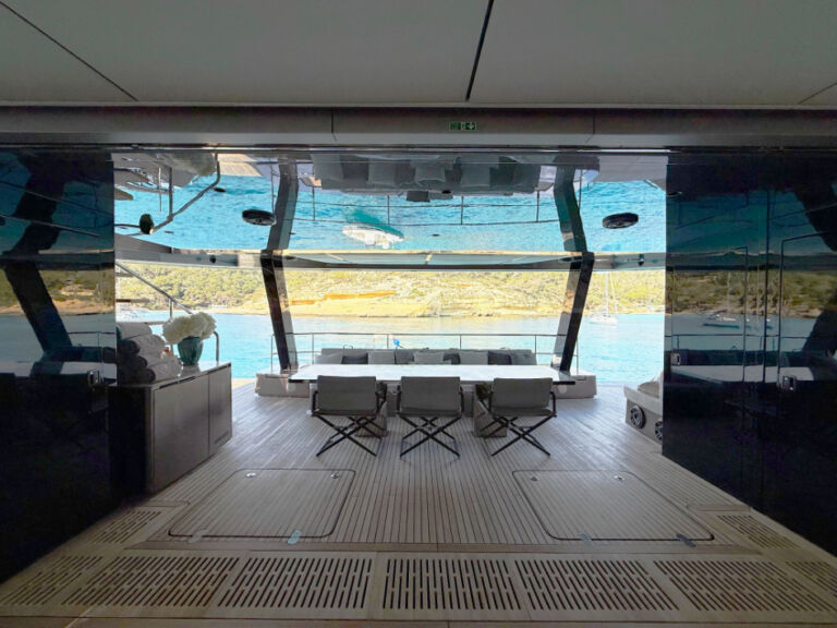 Catamaran for sale VOLTAIRE Sunreef Power ()