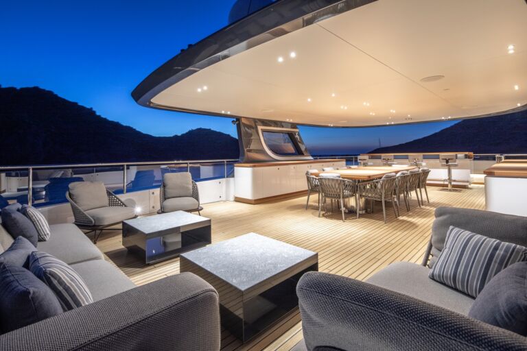 LEXSEA c Sun Deck