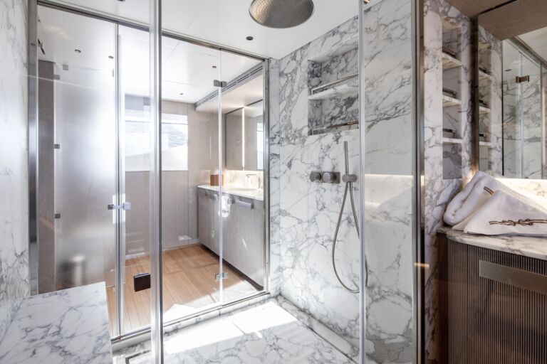 LEXSEA Master Ensuite