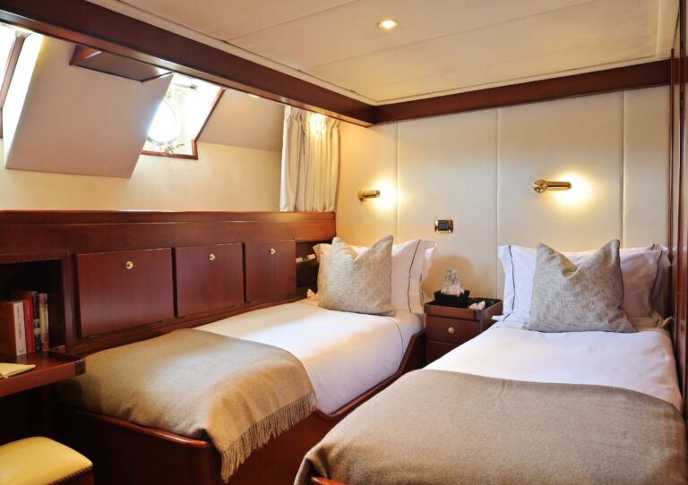 Yacht SHAHA for sale ()