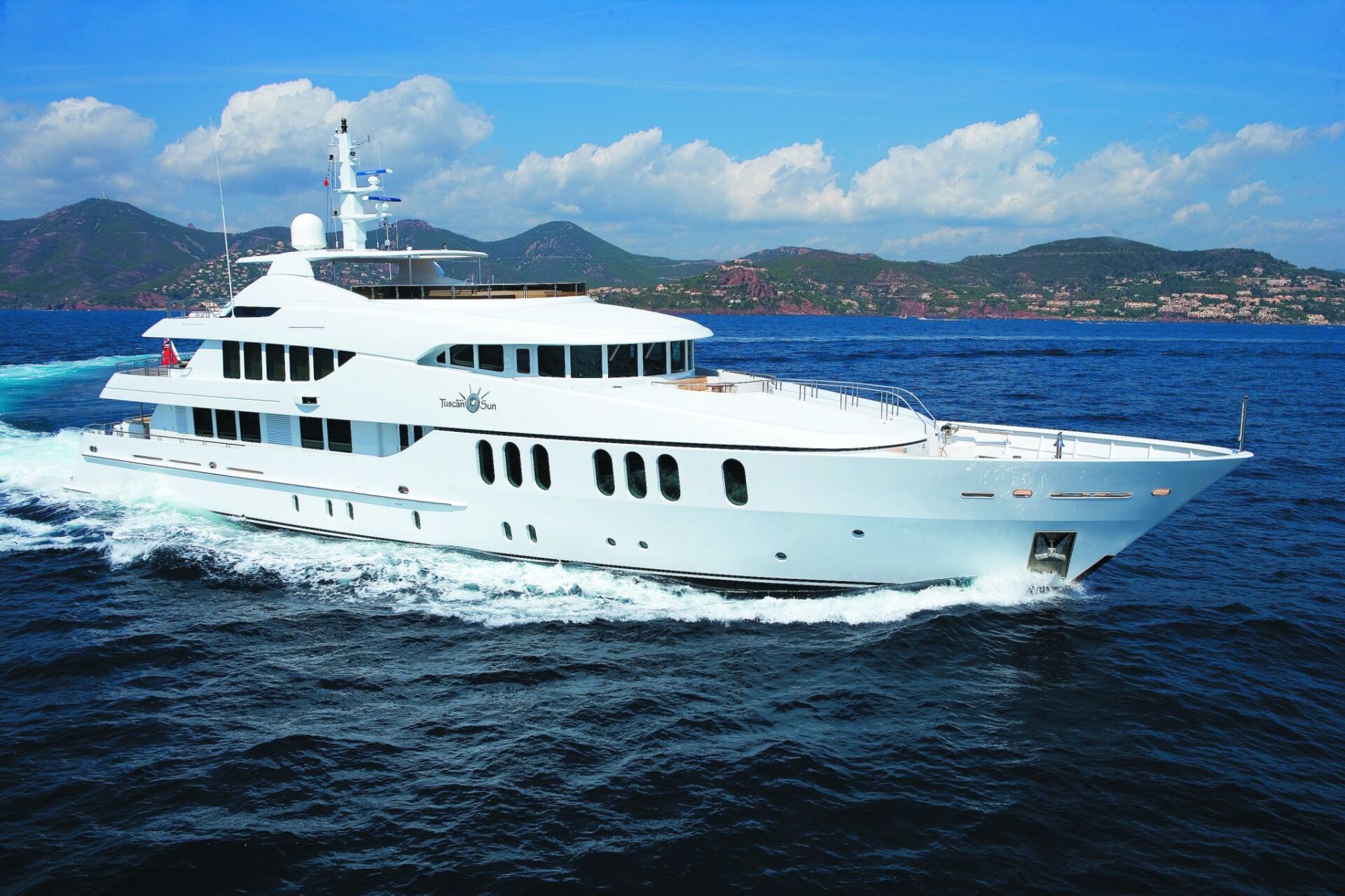 M/Y TUSCAN SUN – New Central Agency for Sale